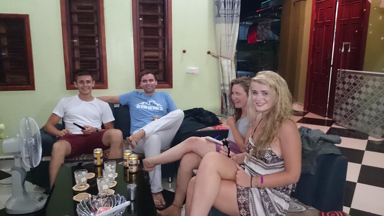 Backpackers Hotel Hà Tĩnh Extérieur photo