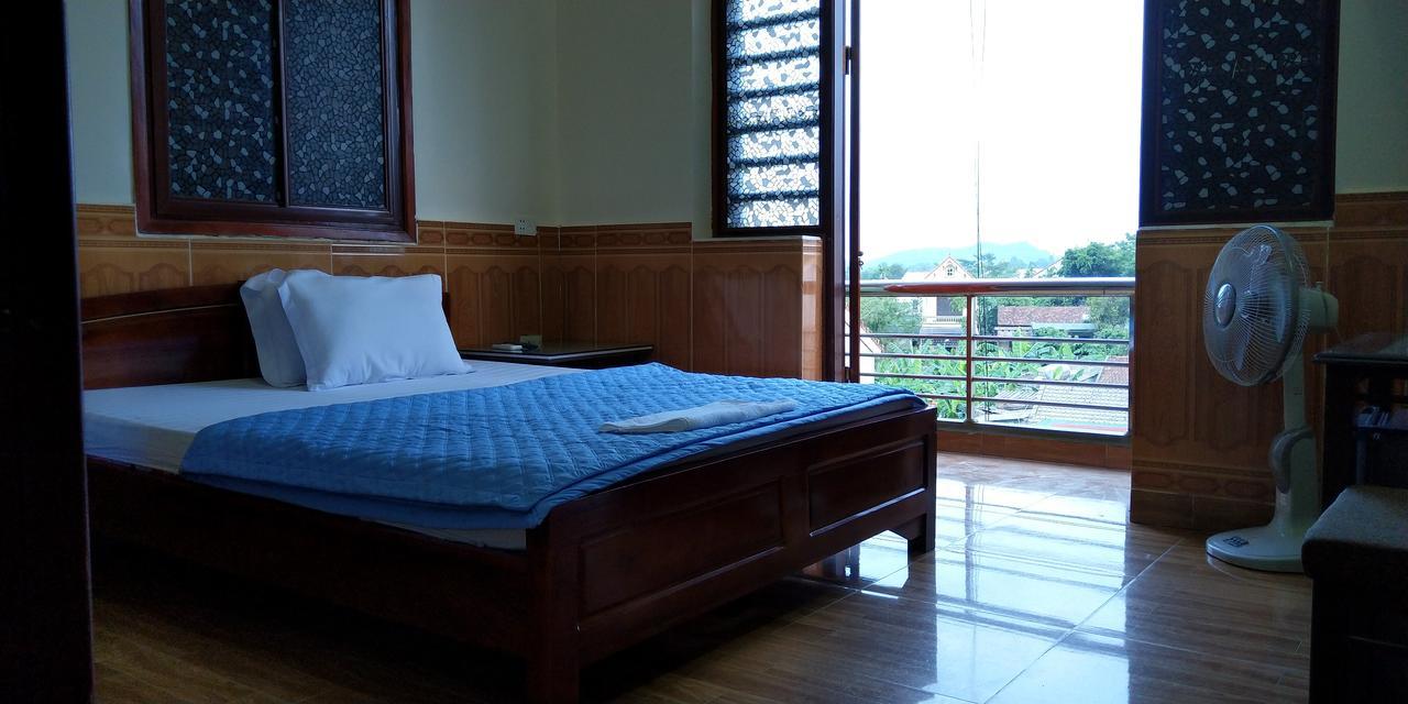 Backpackers Hotel Hà Tĩnh Extérieur photo